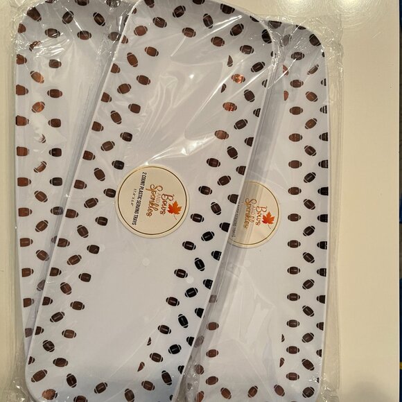 Football Plastic Serving Trays‎ - 3 packs / 2 trays per pack (new/ps/x) - Picture 7 of 11
